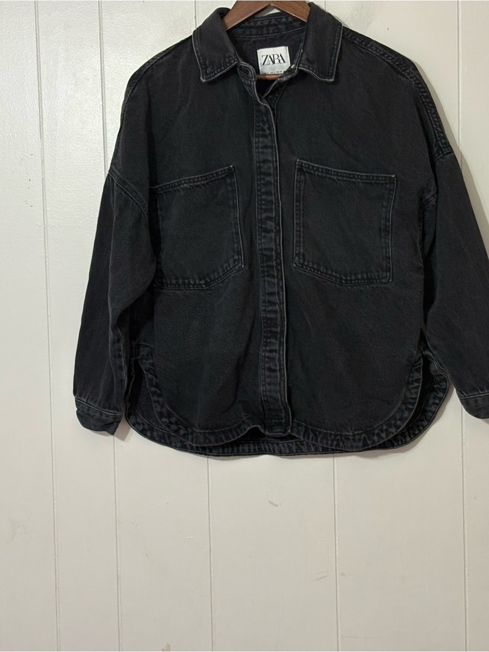 ZARA Oversized Black Denim Shacket Shirt Jacket Sz S Button Front Utility - Picture 4 of 11